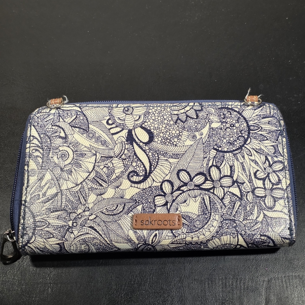 Sakroots Navy Spirit Desert Artist Circle Wtistlet Crosssbody No Strap